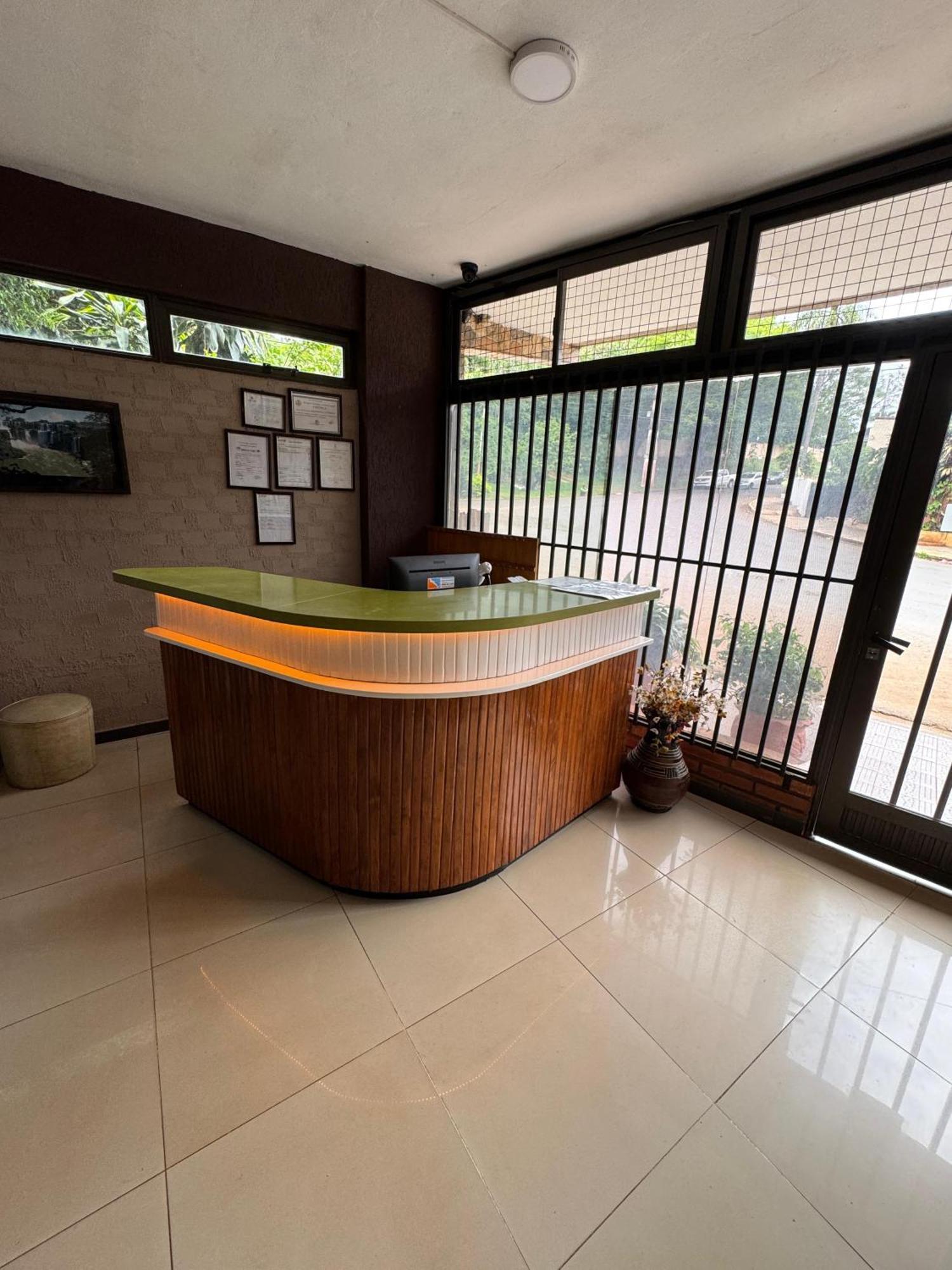 La Familia Hotel Puerto Iguazú Extérieur photo
