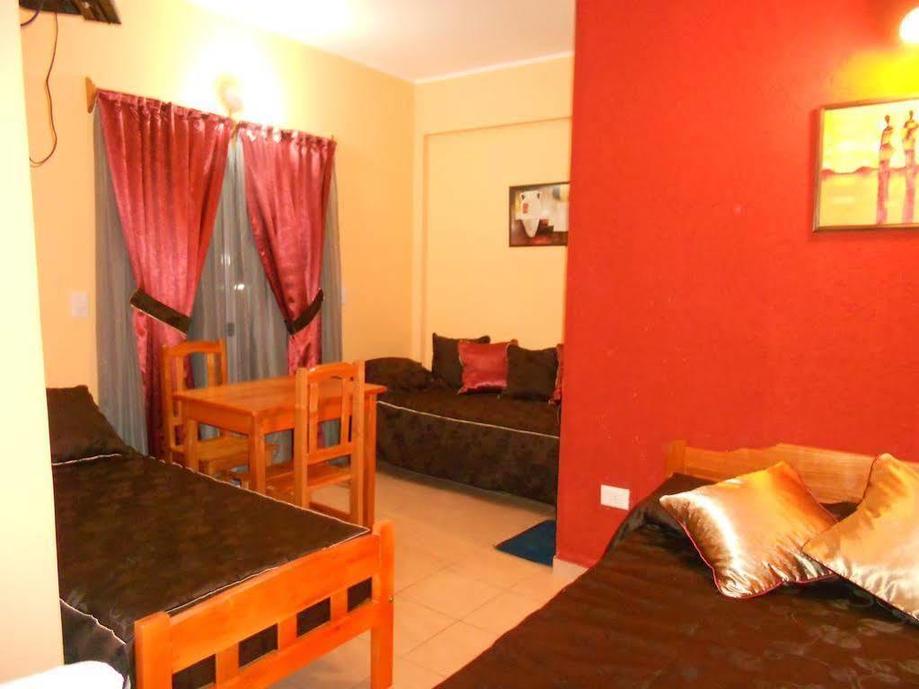 La Familia Hotel Puerto Iguazú Extérieur photo
